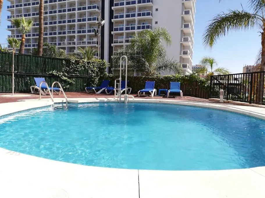 Apartamento Atico A 200 Mts De La Playa Benalmádena